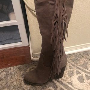 Grey fringe boots